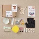 Gentle Highland Cow Mosaic Art Kit | DIY Glass Mosaic Kit, Premium Mica Tile Craft for Adults & Kids, Unique Home Decor Gift