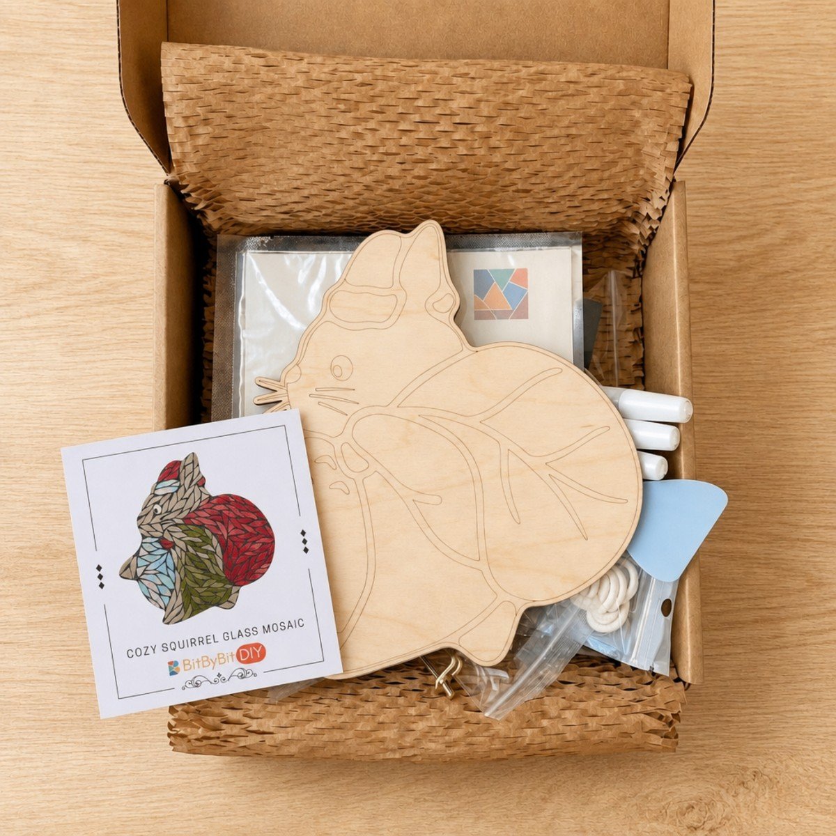 Cozy Squirrel Mosaic Art Kit